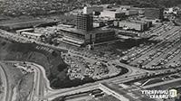 萨拉查大厅和辛普森大厦建成后，<a href='http://fxswu.district4promotions.com'>足彩外围网站</a>, 它的命名争议很大. 1968